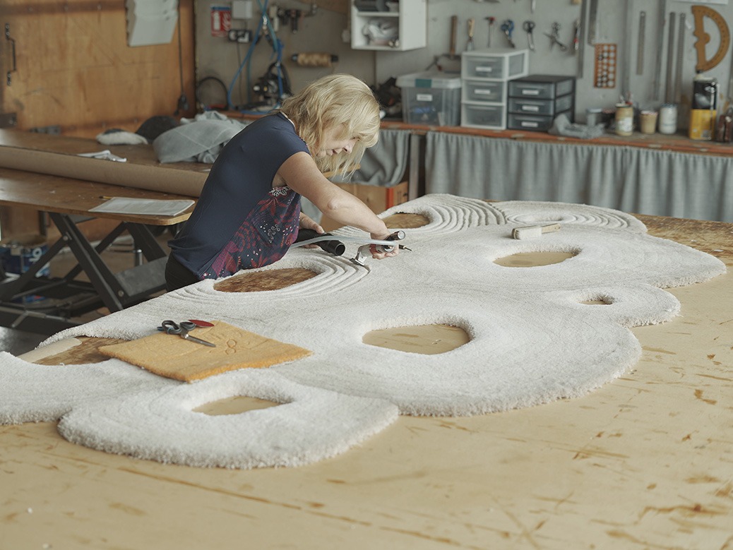 The ECHO® model, crafted by the Manufacture de Tapis de Bourgogne